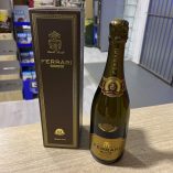 Bottiglia Spumante Ferrari Perle 2003