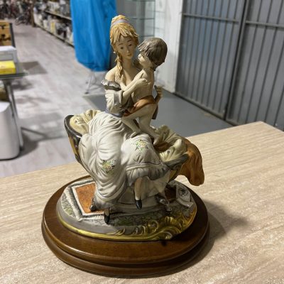 Madonna con bambino Capodimonte Sartori