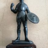 Statua cavaliere bronzo