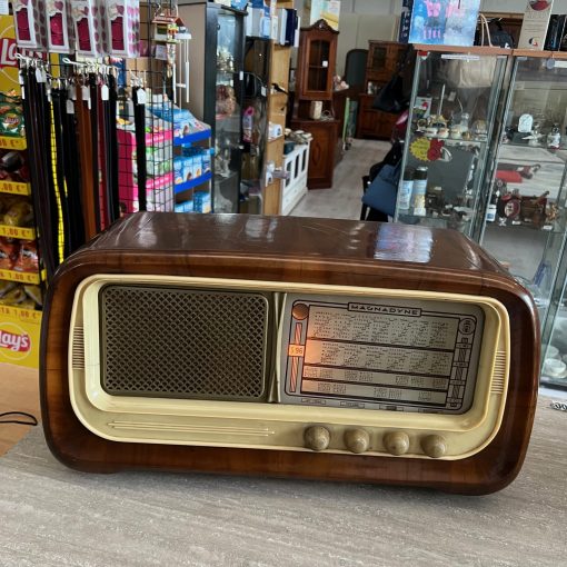 Radio Magnadyne S96