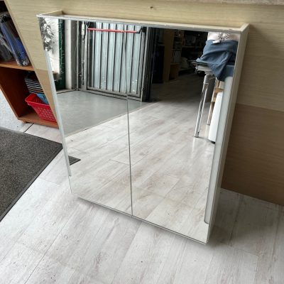 Mobile Specchio Bagno Con Luce