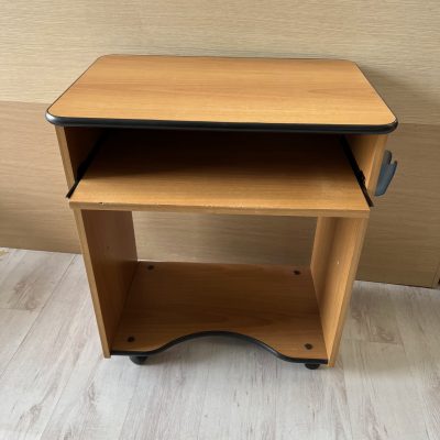 Scrivania Porta Computer