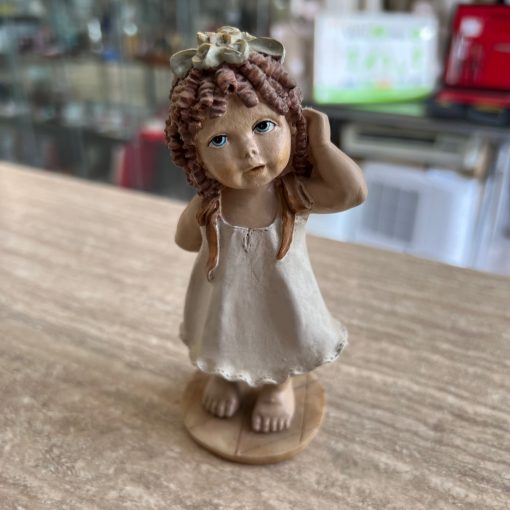 Statuina Bambina Orsetto Ceramica