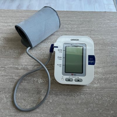 Misuratore Pressione Omron M6 Comfort