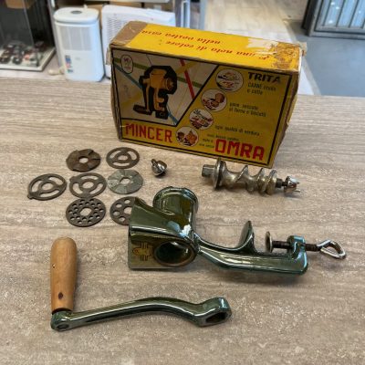 Tritacarne Anni 50 Omra