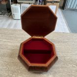 Cofanetto Carillon Portagioie Legno Decorato
