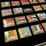 Cofanetto 25 Spille Italia 90 Mars MM's