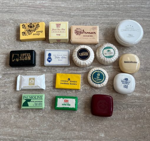 Collezione 16 Saponette Vintage