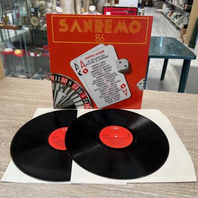 2 Dischi LP Sanremo 86