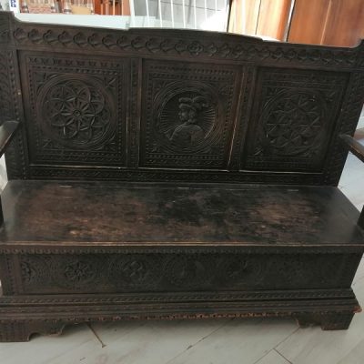 Cassapanca con schienale