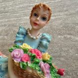 Statuina Lelli Kelly