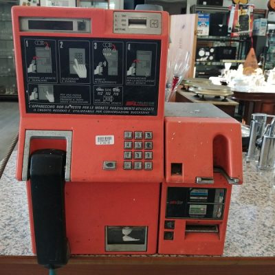 Telefono Roto con schede