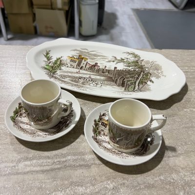 Vassoio 2 Tazzine Johnson Bros Haddon Hall Vassoio 2 Tazzine Johnson Bros Haddon Hall