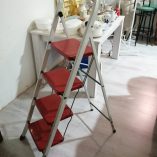 Scala 4 gradini ferro