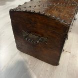 Baule Legno Borchiato