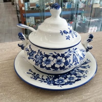 Zuppiera con piatto