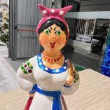 Salvadanaio Donna Ceramica Dipinta