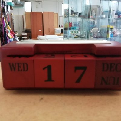 Datario legno per scrivania