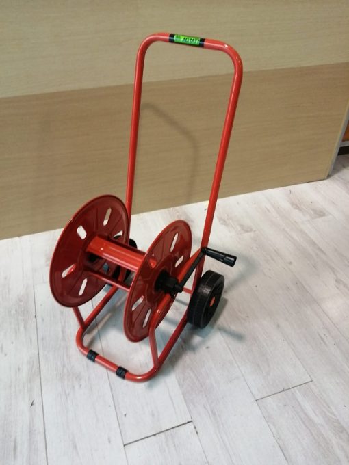 Carrello avvolgitubo