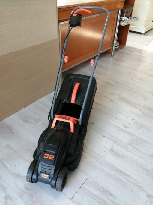Tagliaerba elettrico Black Decker