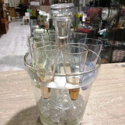 Servizio aperitivi 8 pezzi Servizio aperitivi 8 pezzi