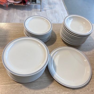 Servizio Piatti Richard Ginori 33 Pezzi Servizio Piatti Richard Ginori 33 Pezzi