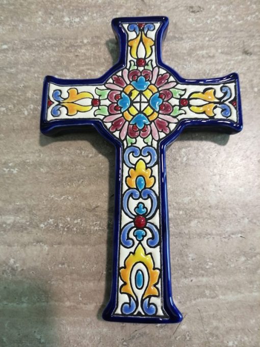 Croce in ceramica