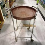 Tavolino con ruote vintage