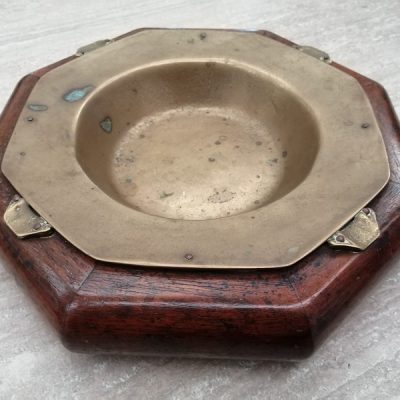 Posacenere legno ottone Posacenere legno ottone