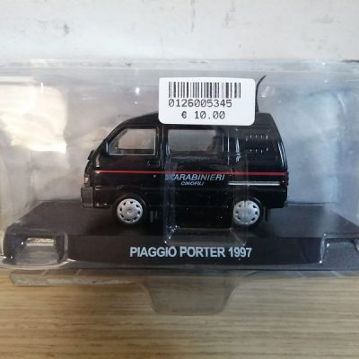 Modellino Carabinieri Piaggio porter