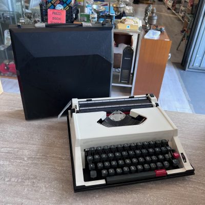Macchina Scrivere Anni 70