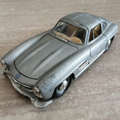 Modellino Mercedes BBurago Modellino Mercedes BBurago