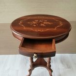 Tavolino ovale in legno