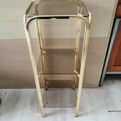 Colonna 3 ripiani ottone Colonna 3 ripiani ottone