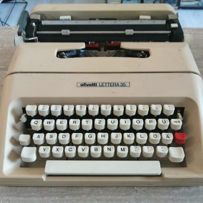 Macchina scrivere Olivetti Lettera 35