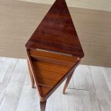Tavolino Portagioie Carillon Legno Intarsiato