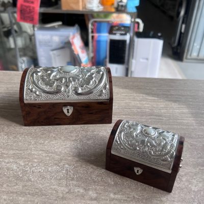 Coppia Cofanetti Legno Lamina Argentata Coppia Cofanetti Legno Lamina Argentata
