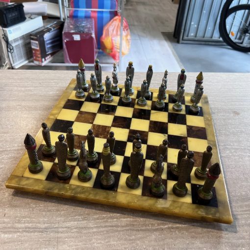 Scacchiera Marmo Cavalieri Bronzo