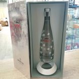 Acqua Evian Moncler