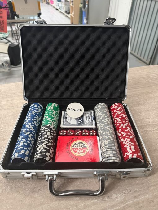 kit fish poker