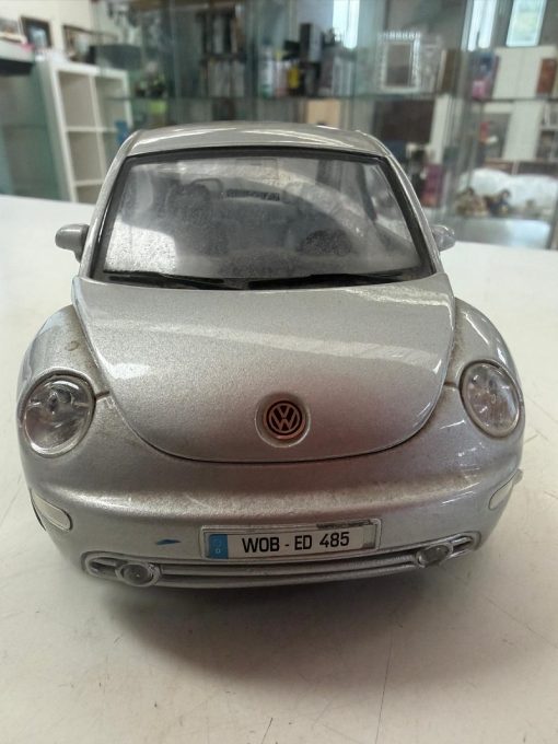 New Beetle Burago1.24