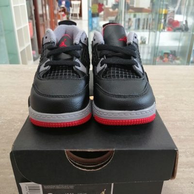 Nike Jordan 4 Retro