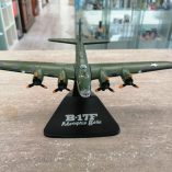 Modellino aereo B 17F Memphis Belle