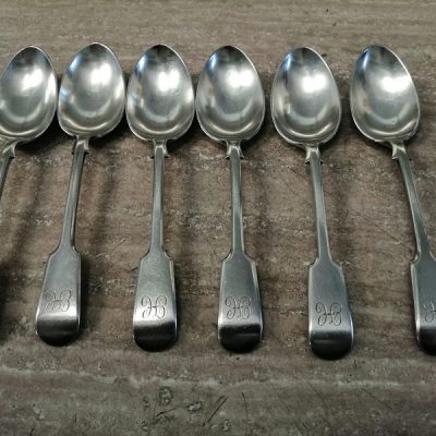 6 cucchiai D e A argentati