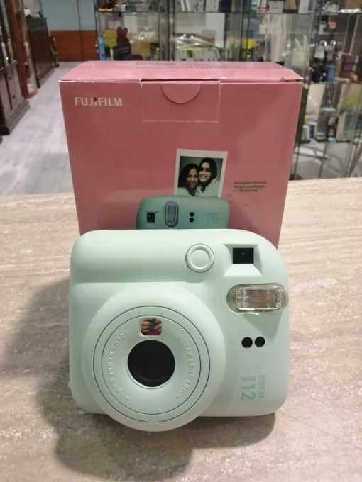 Fuji Instax mini 12