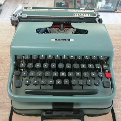Macchina da scrivere Lettera 22 Macchina da scrivere Lettera 22
